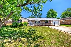 4060 W Colonial PW, Virginia Beach — 3 bed Residential, 2,002 sqft