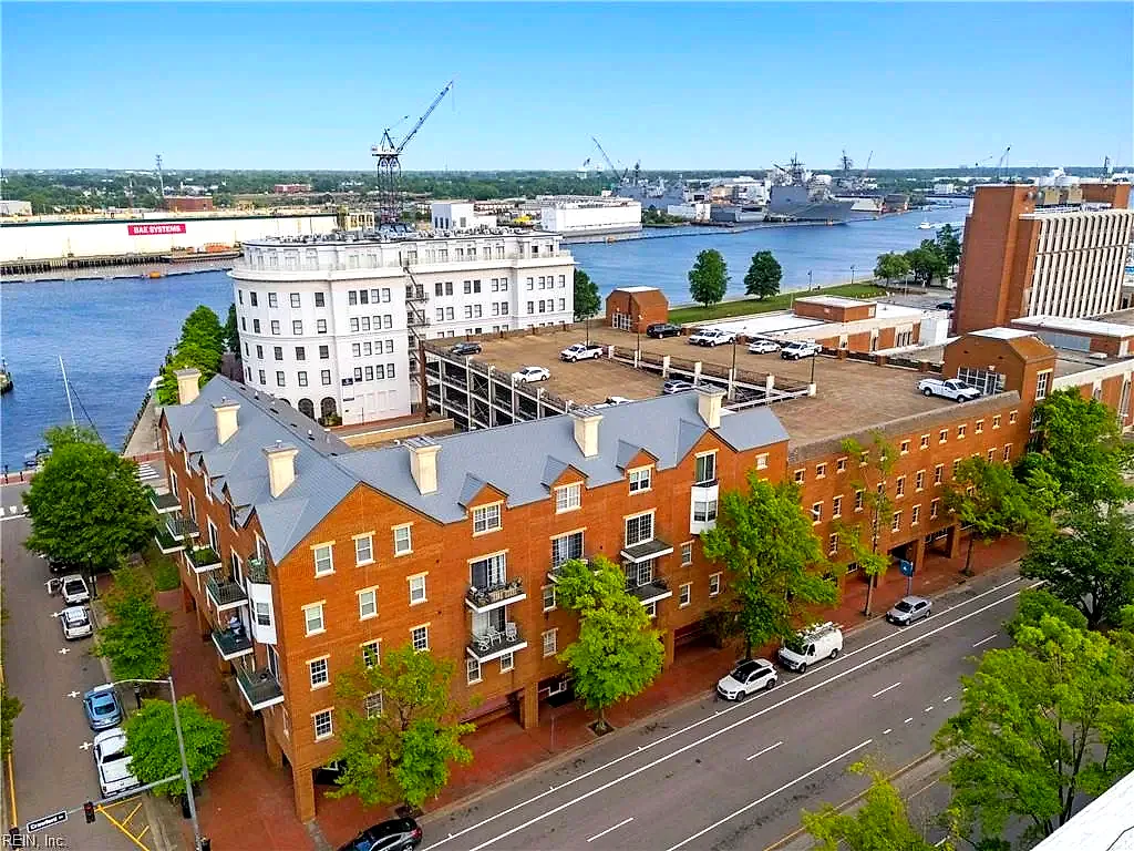 111 High ST #407, PORTSMOUTH VA 23704