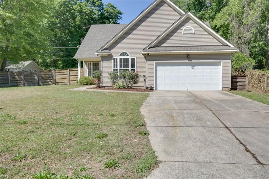 41 Mennonite LN, Newport News — 4 bed Residential, 2,244 sqft