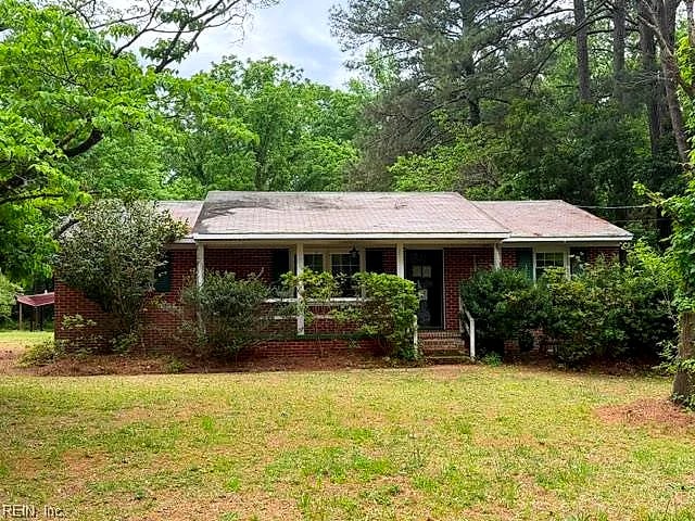 29186 Hunt Club DR, Courtland — 3 bed Residential, 1,373 sqft
