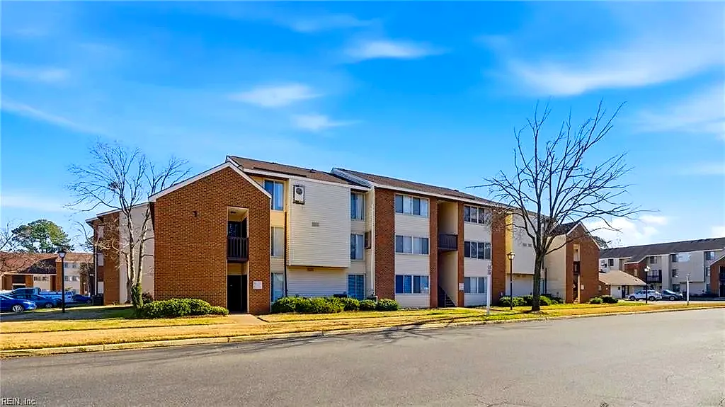 109 Hampton Club DR #3, HAMPTON VA 23666