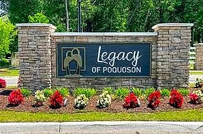 114 Legacy BLVD, POQUOSON VA 23662