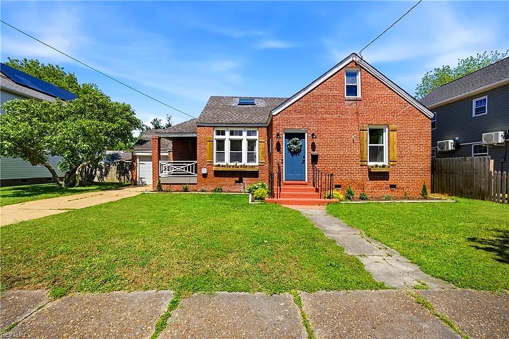 140 D View AVE, Norfolk — 3 bed Residential, 1,794 sqft