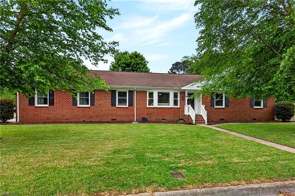 3369 Morningside DR, Chesapeake — 3 bed Residential, 2,115 sqft