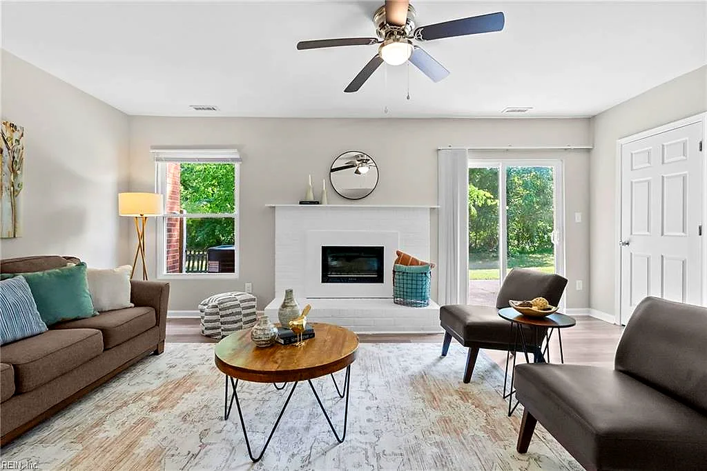 4319 Tillman DR, Virginia Beach — 2 bed Residential, 1,710 sqft