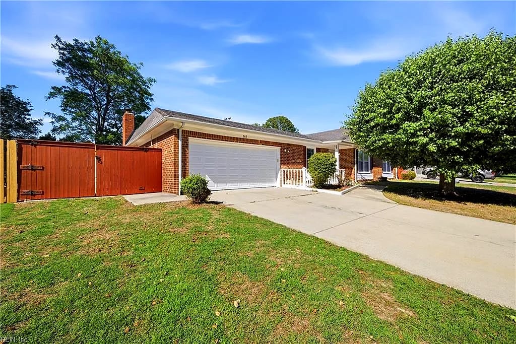 969 Earl Of Essex ARCH, Virginia Beach — 4 bed Residential, 1,891 sqft