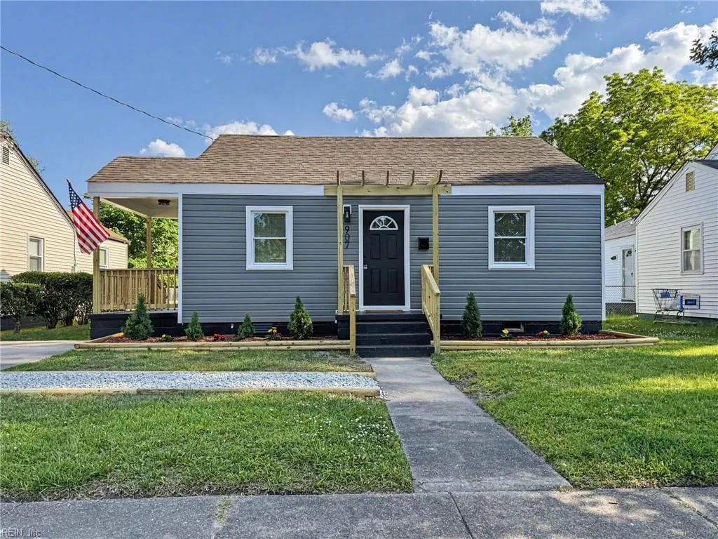 907 Albert AVE, Norfolk — 2 bed Residential, 800 sqft
