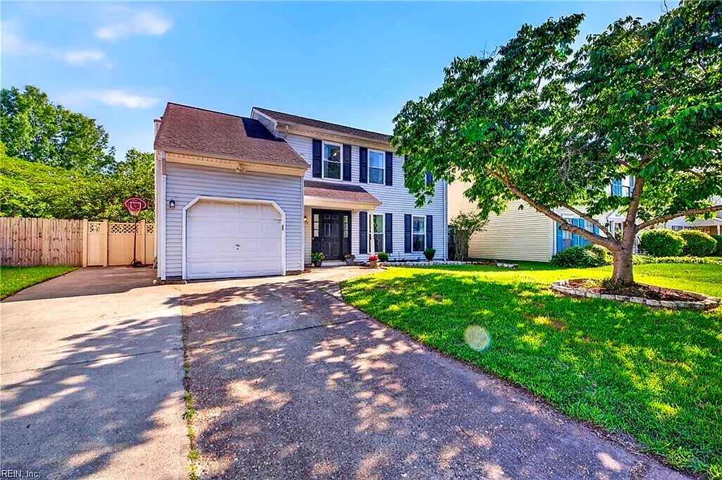 4912 Cliffony DR, Virginia Beach — 4 bed Residential, 1,934 sqft