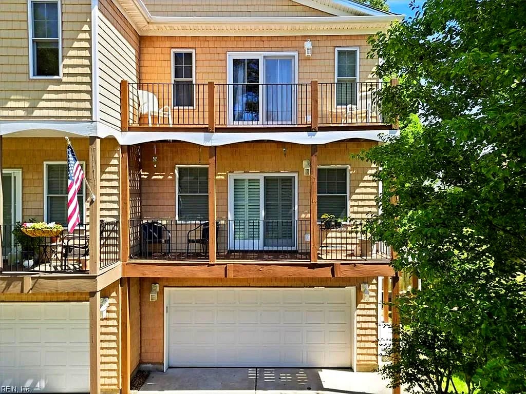 4620 Lake DR, VIRGINIA BEACH VA 23455