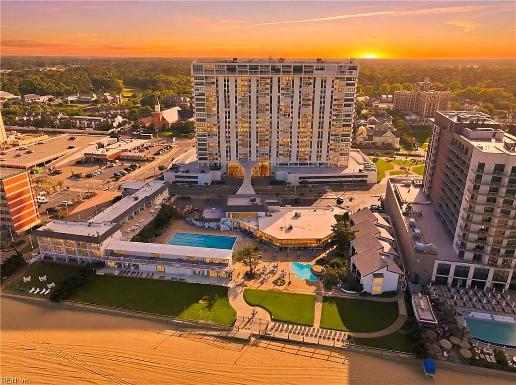 4004 Atlantic AVE #CS4, VIRGINIA BEACH VA 23451