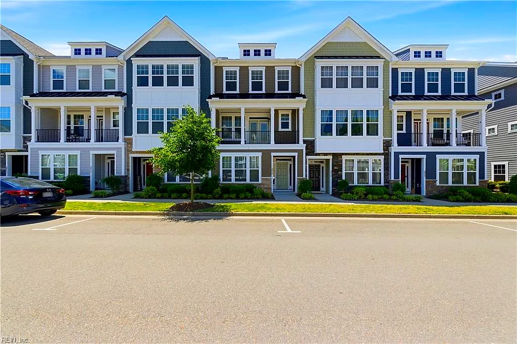 3917 Prospect ST, Williamsburg — 3 bed Residential, 1,867 sqft