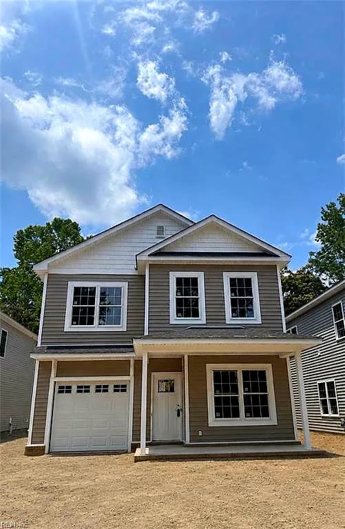 899 Railroad AVE, Chesapeake — 5 bed Residential, 1,862 sqft