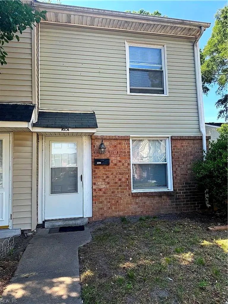 1651 Darren CIR, PORTSMOUTH VA 23701