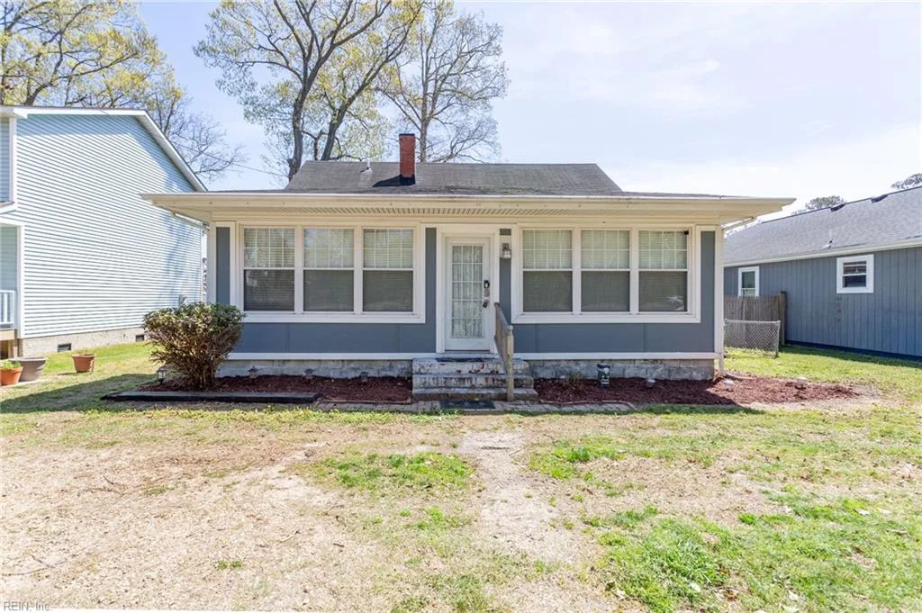 580 General Booth BLVD, Virginia Beach — 5 bed Residential, 2,147 sqft