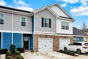 1233 Parkley DR, CHESAPEAKE VA 23320
