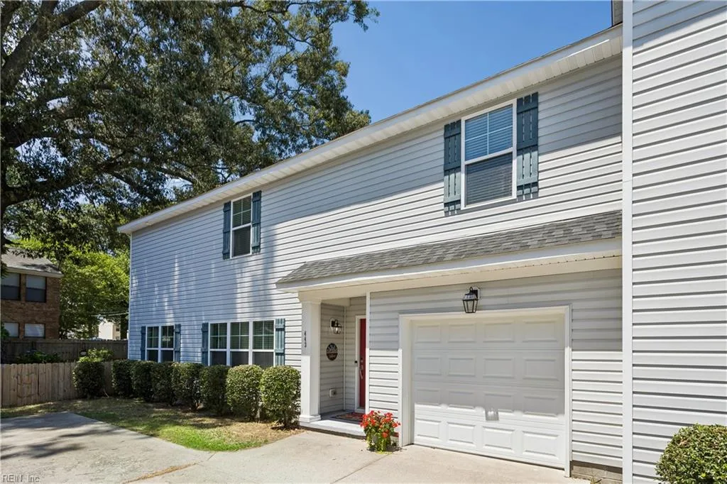 443 N Oceana BLVD, Virginia Beach — 3 bed Residential, 1,650 sqft