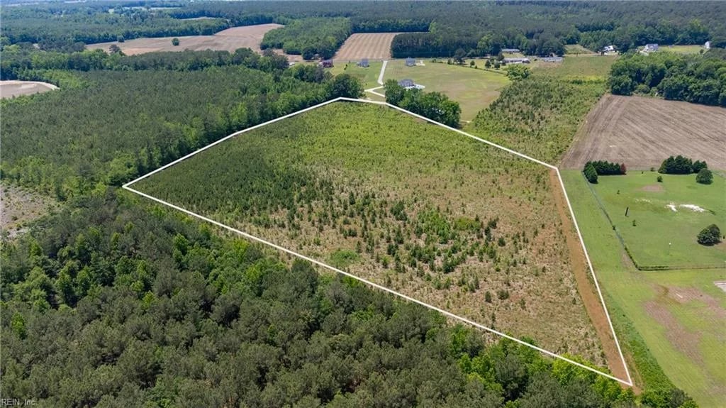 16 AC Leafwood RD, SUFFOLK VA 23437