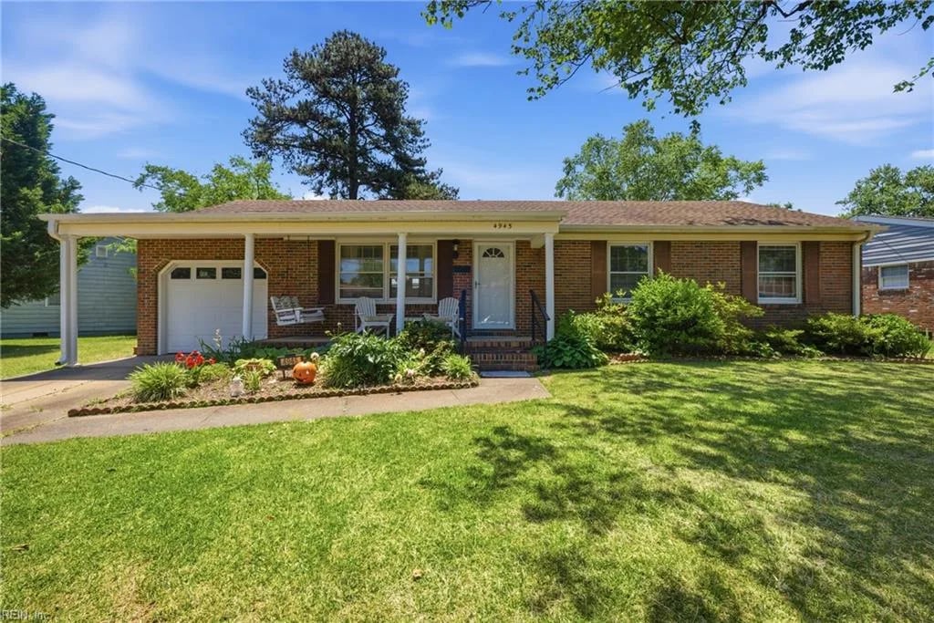 4945 Blackfoot CRES, Virginia Beach — 3 bed Residential, 1,100 sqft