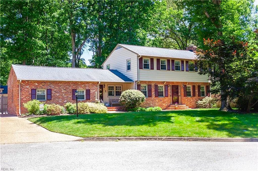 8 Bradford CIR, Newport News — 4 bed Residential, 2,390 sqft