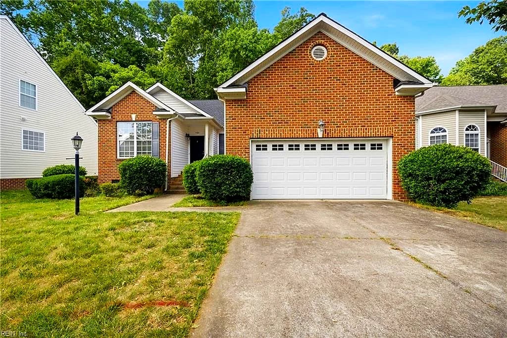 464 River Arch DR, Chesapeake — 3 bed Residential, 1,637 sqft