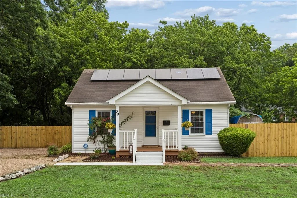 39 Ripley ST, Newport News — 3 bed Residential, 1,100 sqft