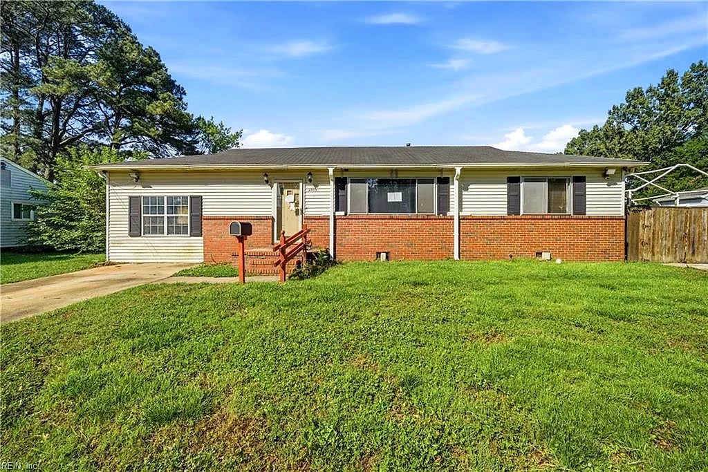 4909 Klamath RD, VIRGINIA BEACH VA 23462