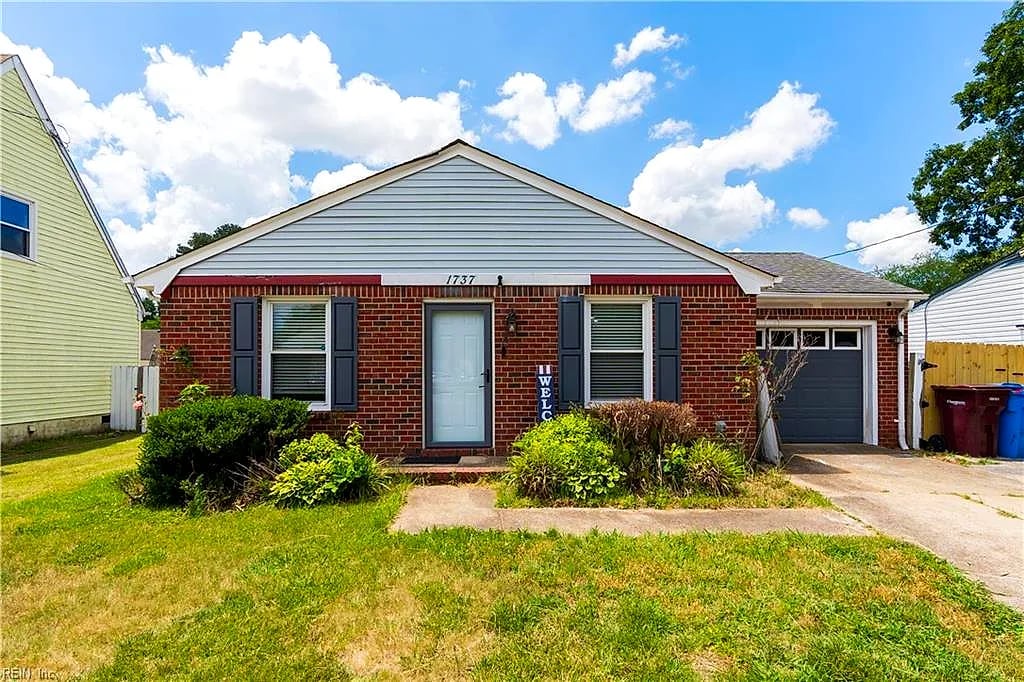 1737 Sparrow RD, Chesapeake — 3 bed Residential, 1,215 sqft