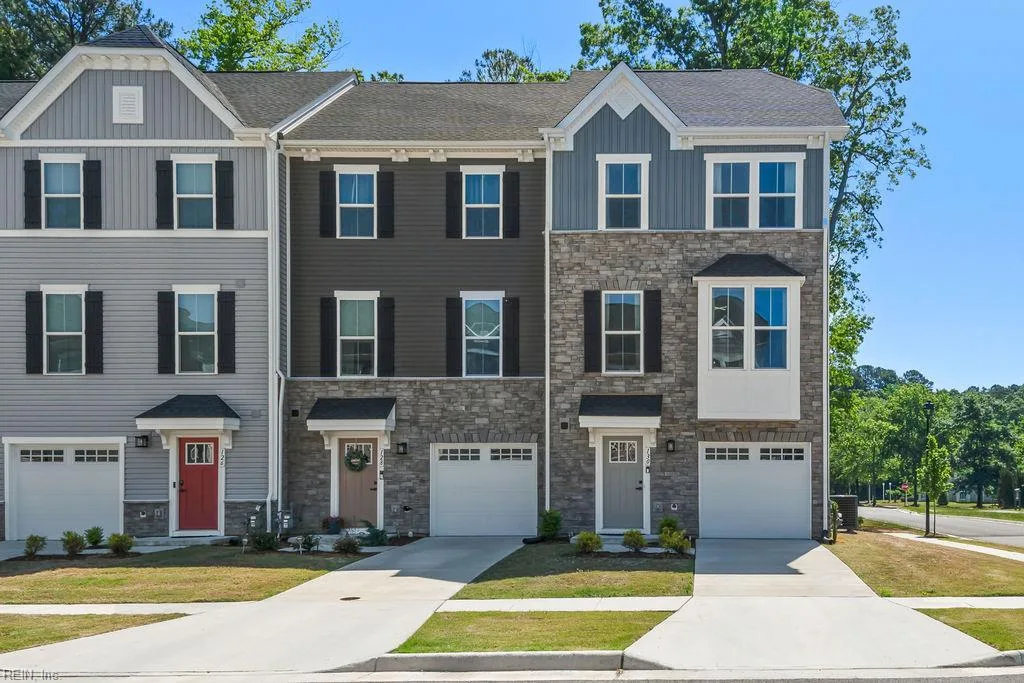 130 Pocosin PATH #5A, POQUOSON VA 23662