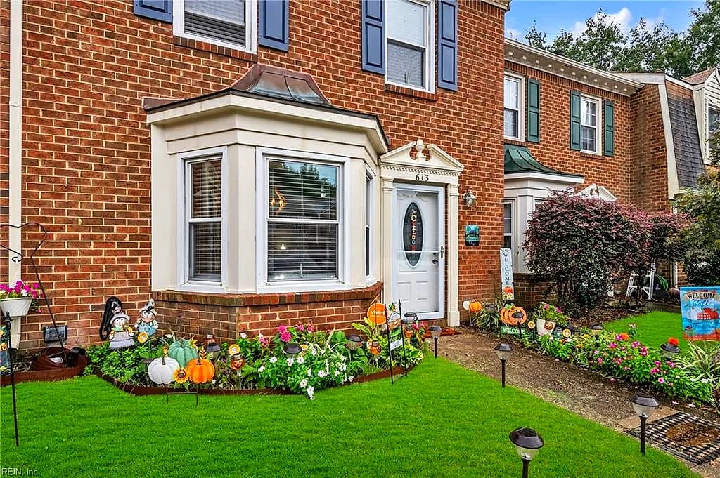 613 Mill Landing RD, Chesapeake — 3 bed Residential, 1,300 sqft