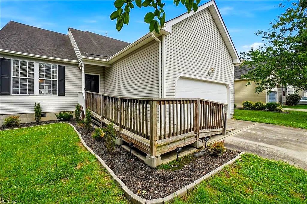612 Tuskegee AVE, Chesapeake — 3 bed Residential, 1,672 sqft