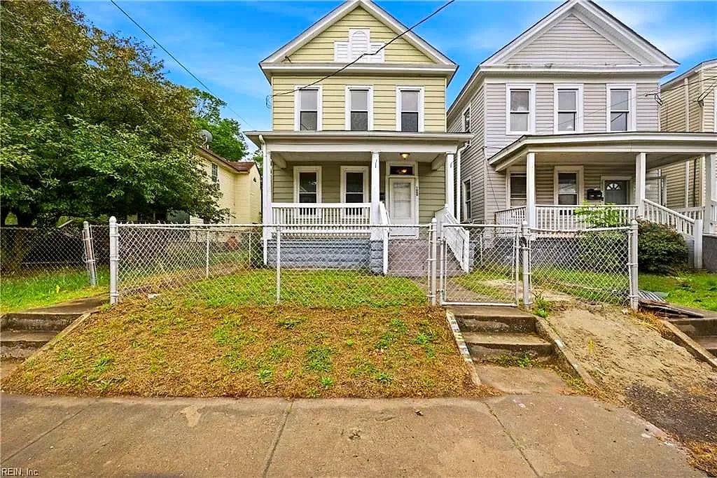 1600 Prentis AVE, PORTSMOUTH VA 23704