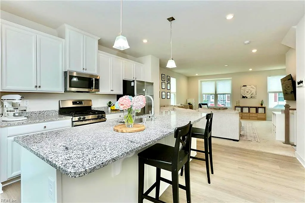 1001 Gabion WAY, Chesapeake — 3 bed Residential, 2,050 sqft