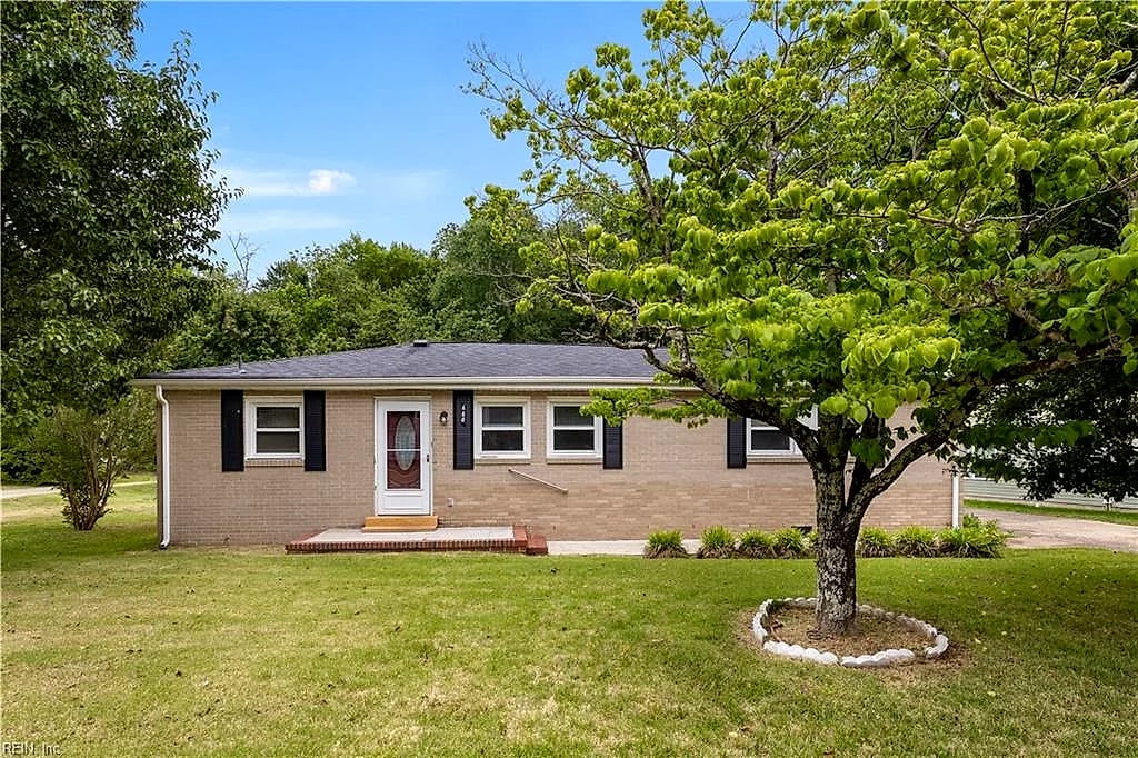 480 Richneck RD, Newport News — 2 bed Residential, 2,055 sqft