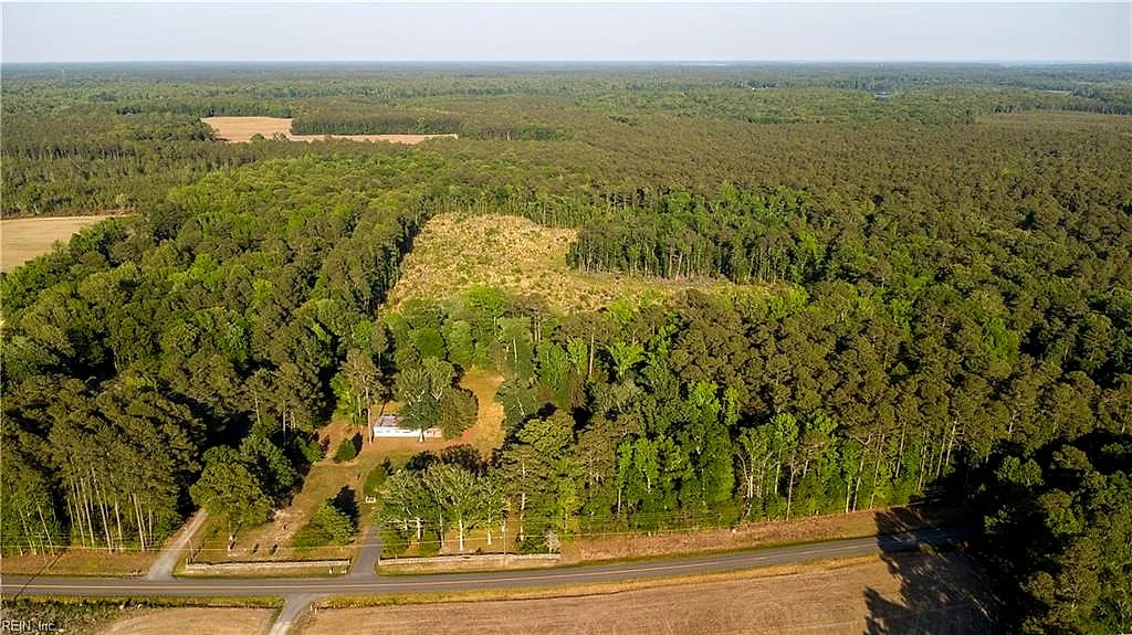 15+AC Farys Mill RD, GLOUCESTER VA 23061