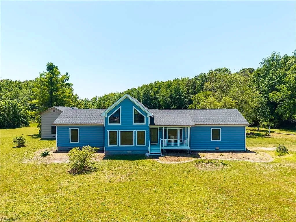 178 Whites Neck LN, Knotts Island — 2 bed Residential, 1,817 sqft