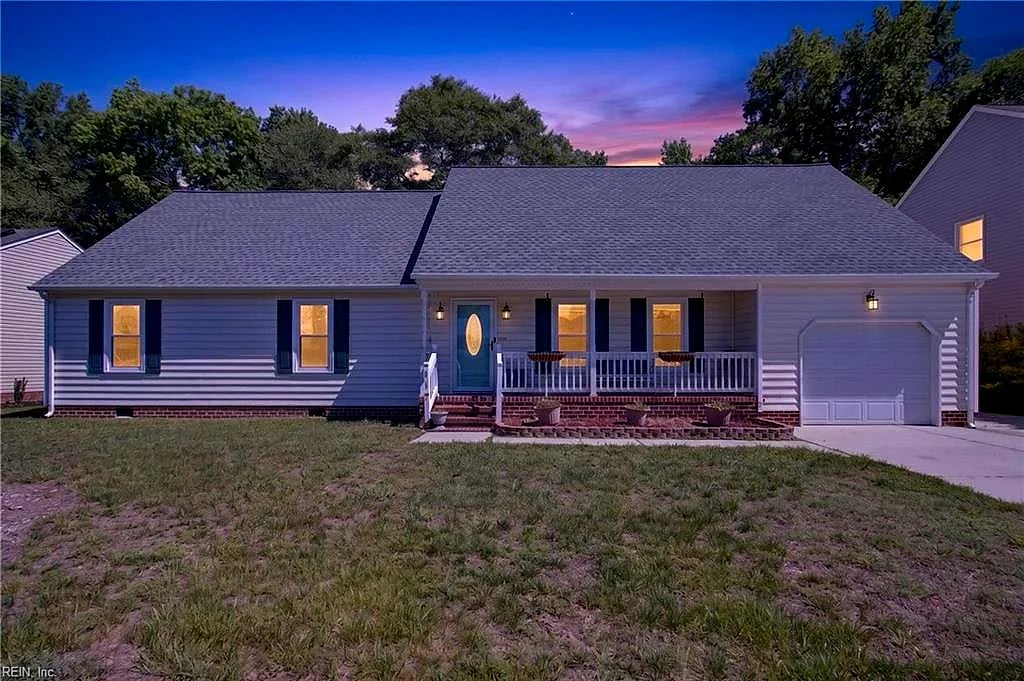412 Weeping Cedar TRL, Chesapeake — 4 bed Residential, 1,900 sqft