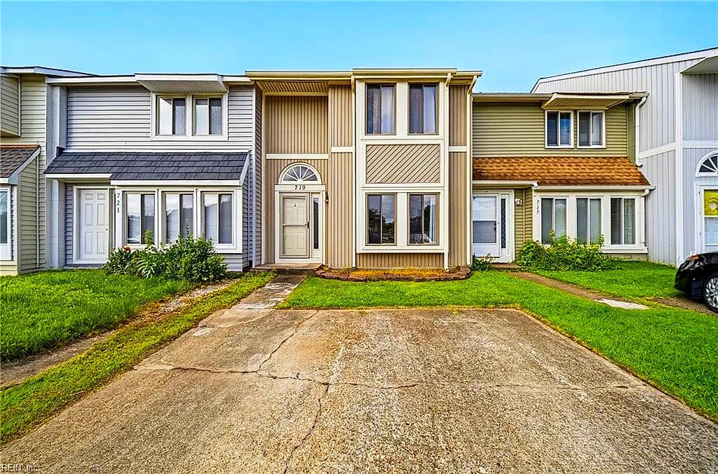 719 Waters DR, VIRGINIA BEACH VA 23462