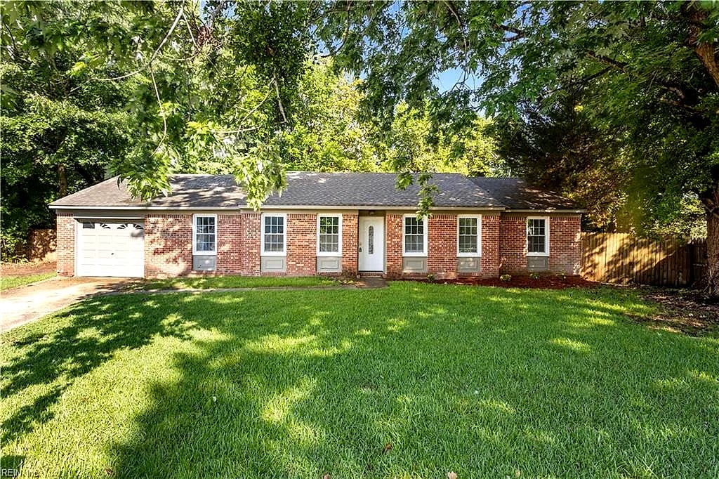 2920 Parapet CT, Chesapeake — 3 bed Residential, 1,404 sqft