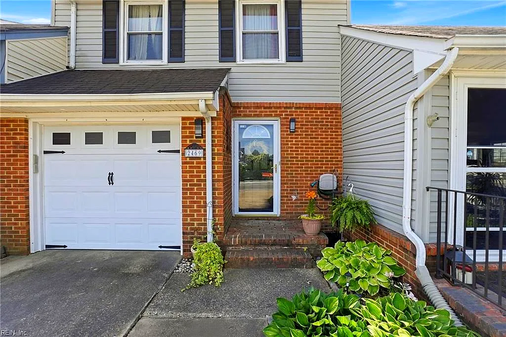 2469 Reagan AVE, Virginia Beach — 2 bed Residential, 1,500 sqft
