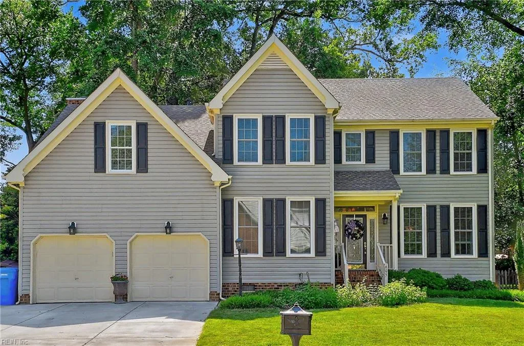 605 Foxgate QTR, Chesapeake — 5 bed Residential, 2,616 sqft