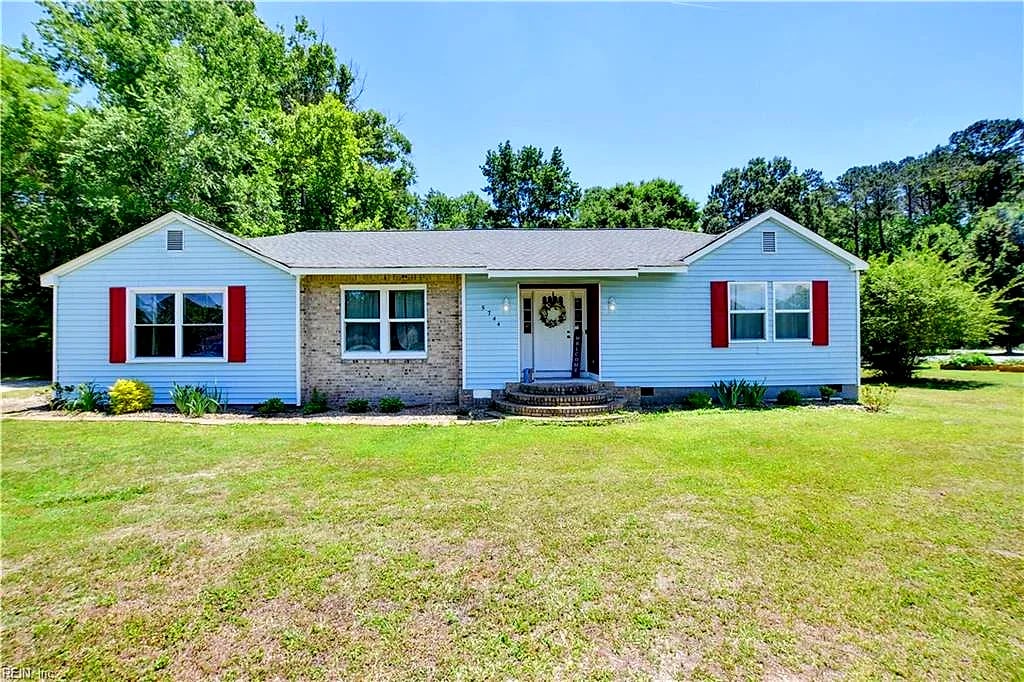 5744 Godwin BLVD, SUFFOLK VA 23432