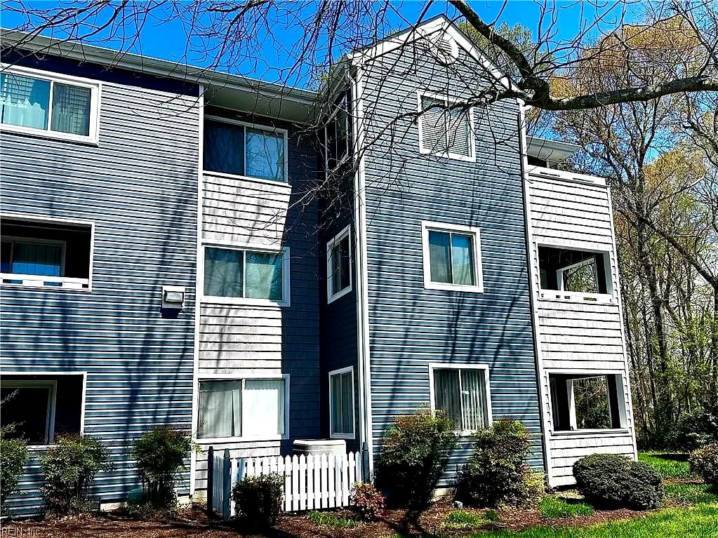 298 Nantucket PL, NEWPORT NEWS VA 23606