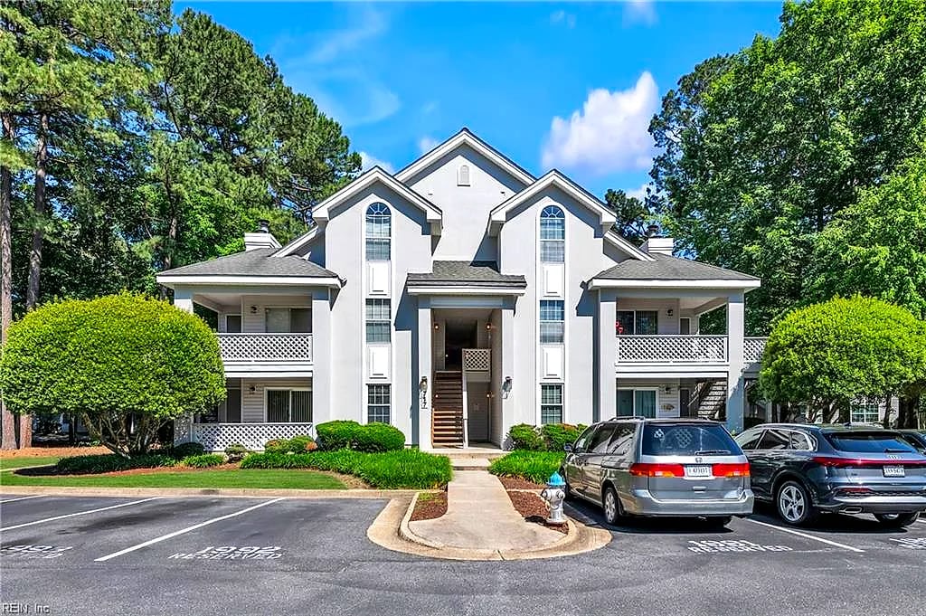 717 Inlet QUAY #H, CHESAPEAKE VA 23320