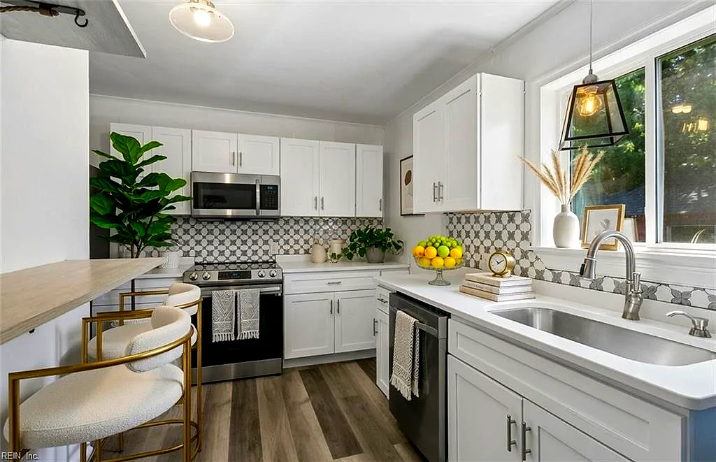 401 Melville RD, HAMPTON VA 23661