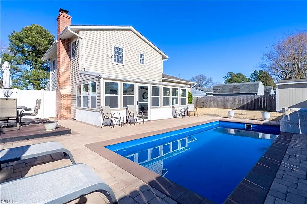 3633 Britt TER, Virginia Beach — 4 bed Residential, 1,511 sqft