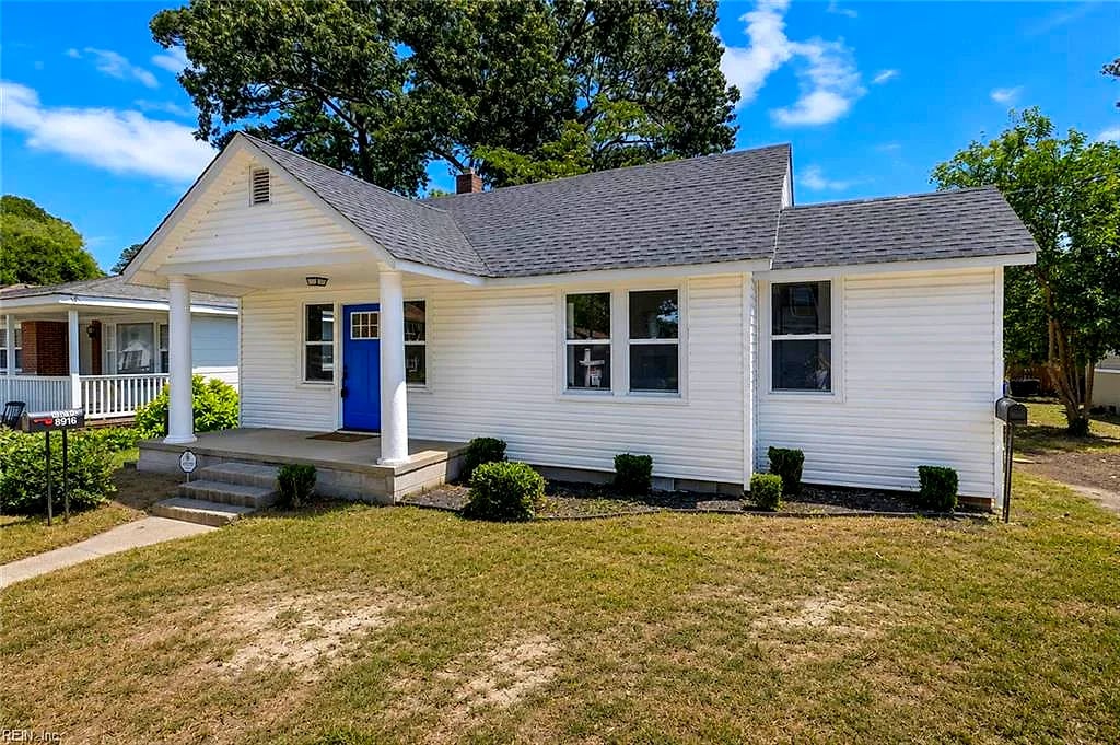 8916 London ST, Norfolk — 3 bed Residential, 1,300 sqft