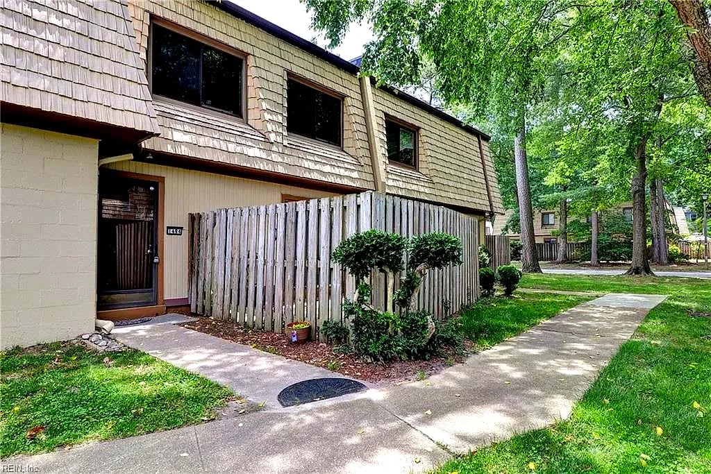1484 Ventura WAY, NEWPORT NEWS VA 23608