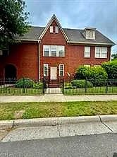 200 Maple AVE #B, NORFOLK VA 23503