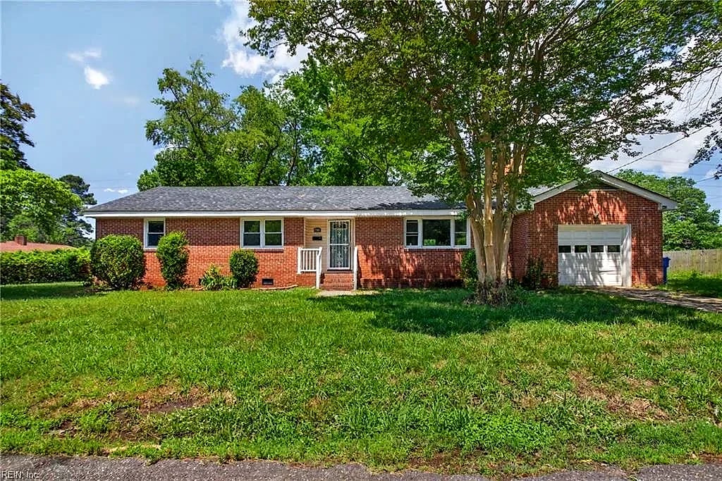 1703 Landsworth ST, CHESAPEAKE VA 23324
