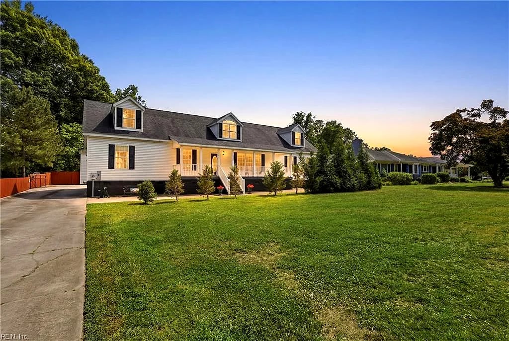 237 Cedar RD, CHESAPEAKE VA 23322
